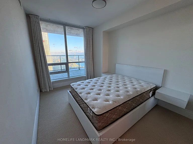 33 Bay St #4805 — Photo 22