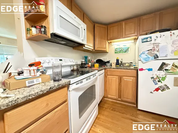 15 Euston Rd, Brighton, MA