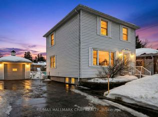 50 Newton St, Barrie, ON L4M 3N5