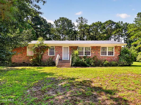 8206 Sidbury Road, Wilmington, NC 28411
