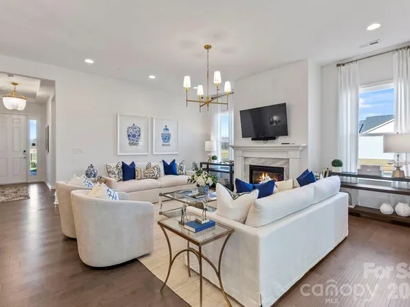 1702 Hubert Graham Way, Tega Cay, SC 29708