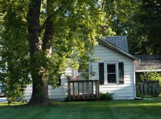 852 Parkway Ave, Elgin, IL 60120