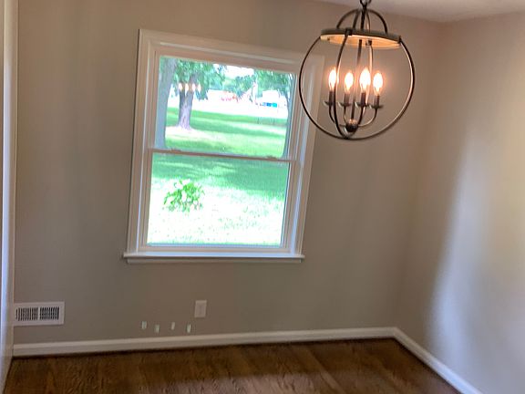 5th image of 10014 Silverwood Ln