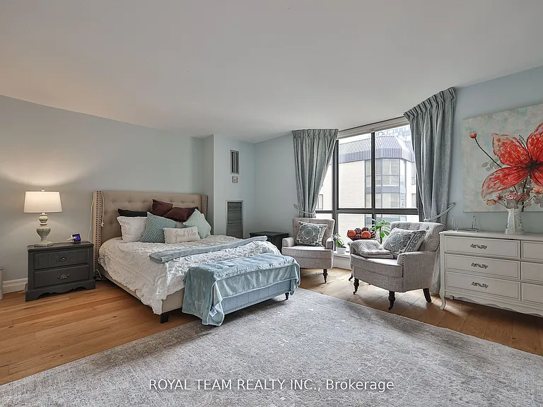 211 N Saint Patrick St S #Penthouse C-10 — Photo 29
