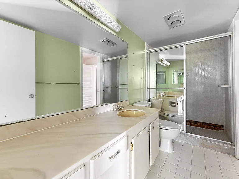 4080 Tivoli Ct #202 — Photo 16