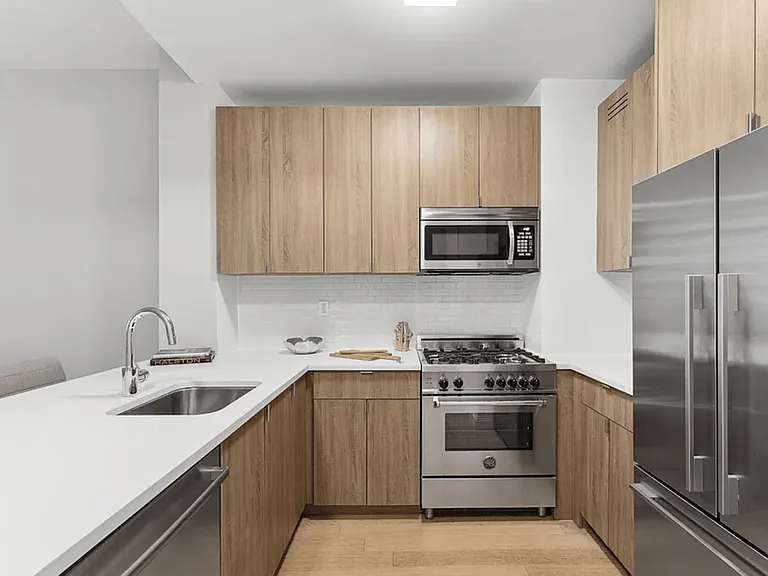 345 E 94th St #3G — Photo 16