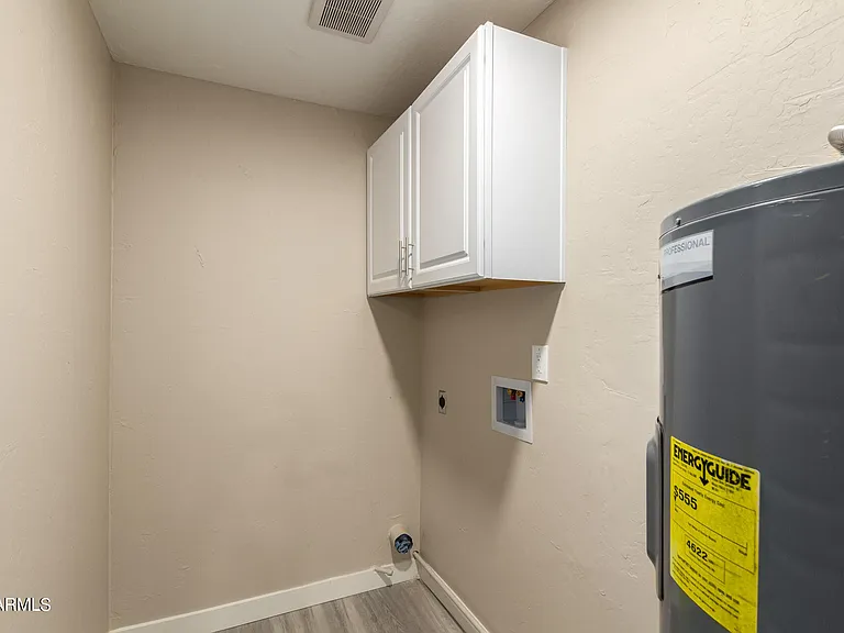 1602 W Rockwood Dr — Photo 34