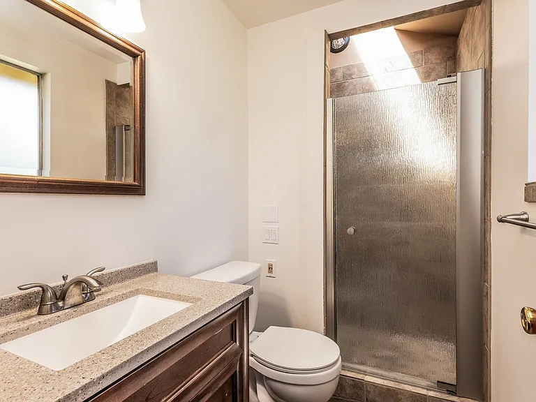 10716 SE 224th Pl — Photo 13