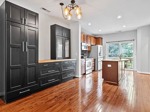 4th image of 8751 Cypress Grove Run