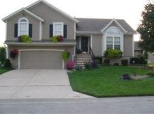 744 S Maple St, Gardner, KS 66030