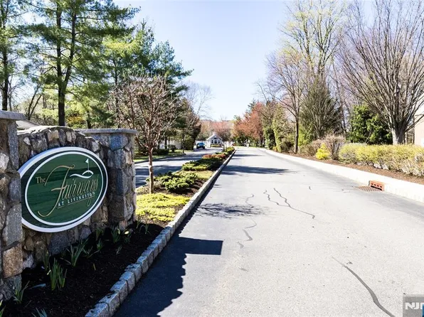 97 Winged Foot Dr #101, Livingston, NJ 07039