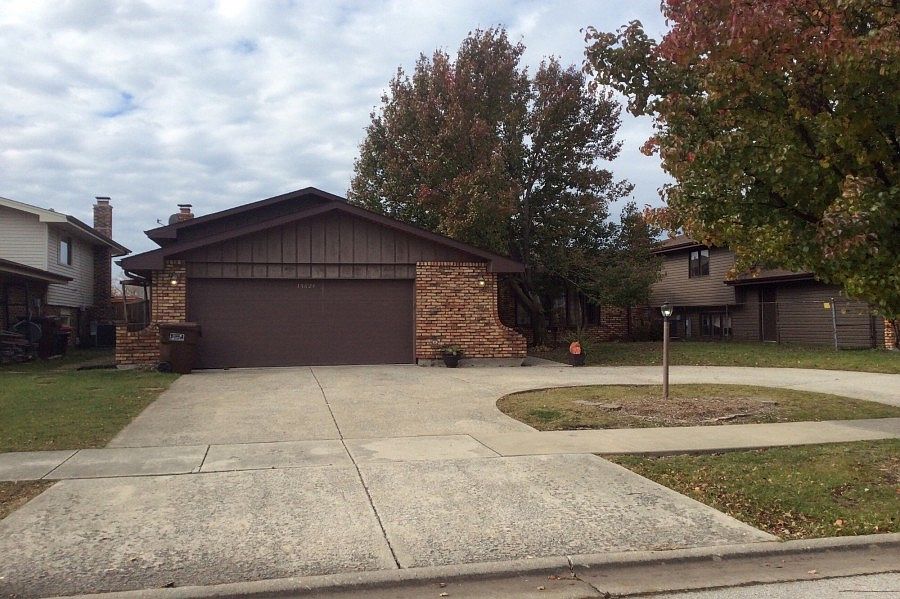 1st image of 15624 Sierra Dr