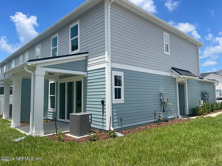 21 Mellowood Ln — Photo 3