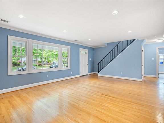 4th image of 5406 Dunsmore Rd
