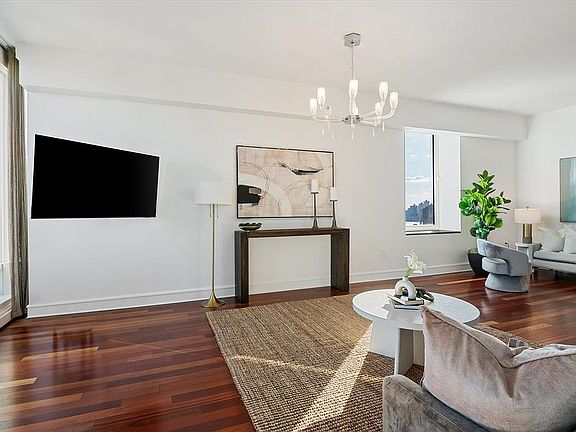 4th image of 245 W 99th St APT 18B