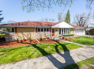 730 S Knight Ave, Park Ridge, IL 60068