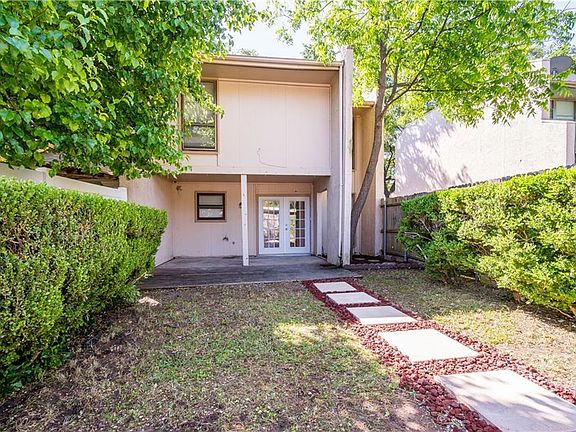 3rd image of 333 Valley Park Dr #333