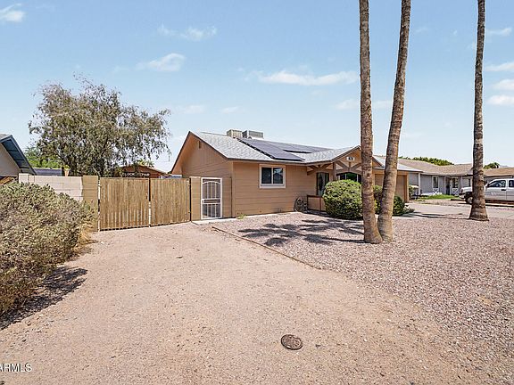 3rd image of 624 W 23RD Avenue