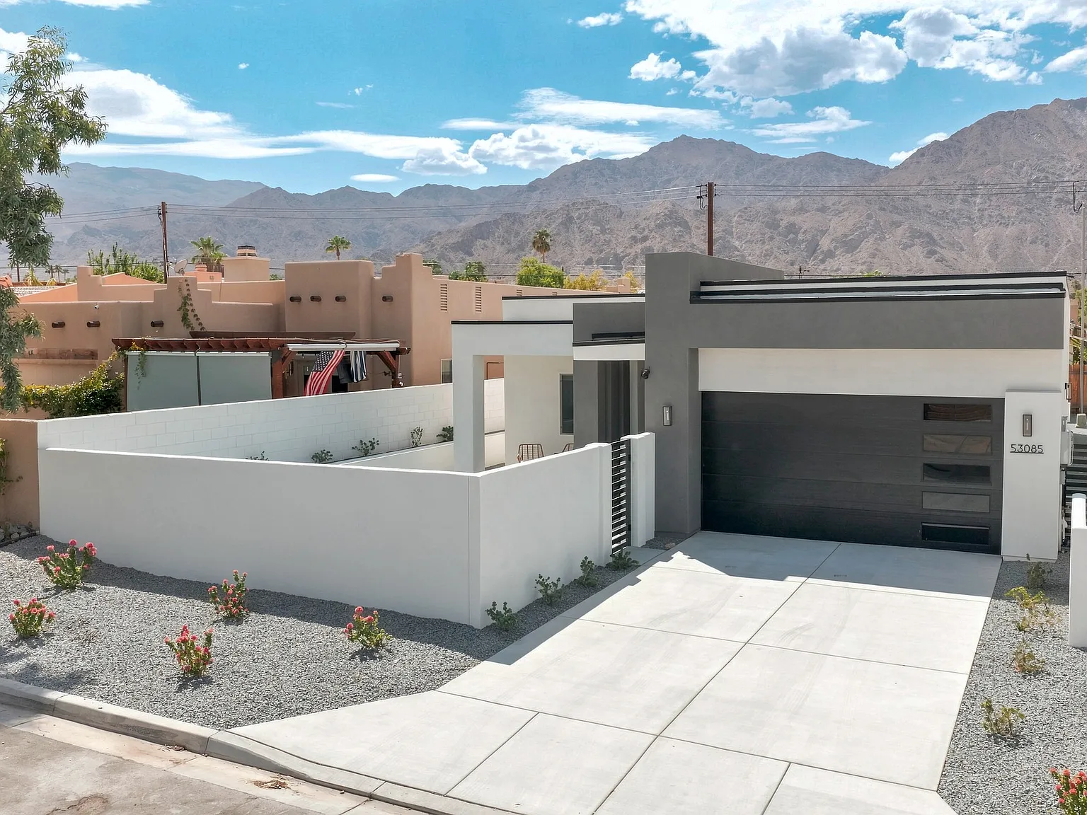 4 bed, 1961 sqft, $3,500 — Photo 2