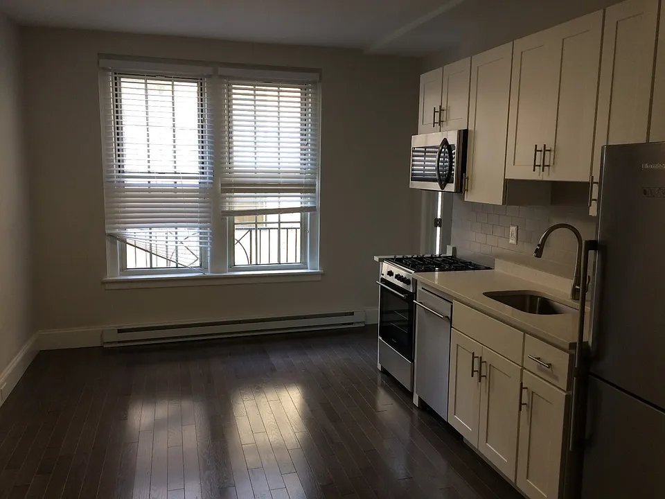 38 Clearway St #4