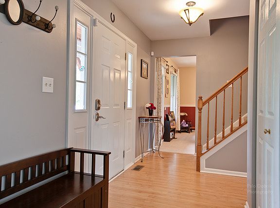4th image of 1545 Camden Dr