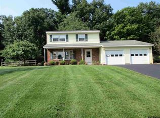 1907 Evva Dr, Schenectady, NY 12303