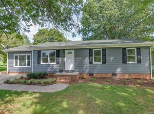 217 Stoneybrook Dr, Forest City, NC 28043