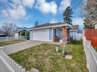 9440 Trenholm Dr, Elk Grove, CA 95758