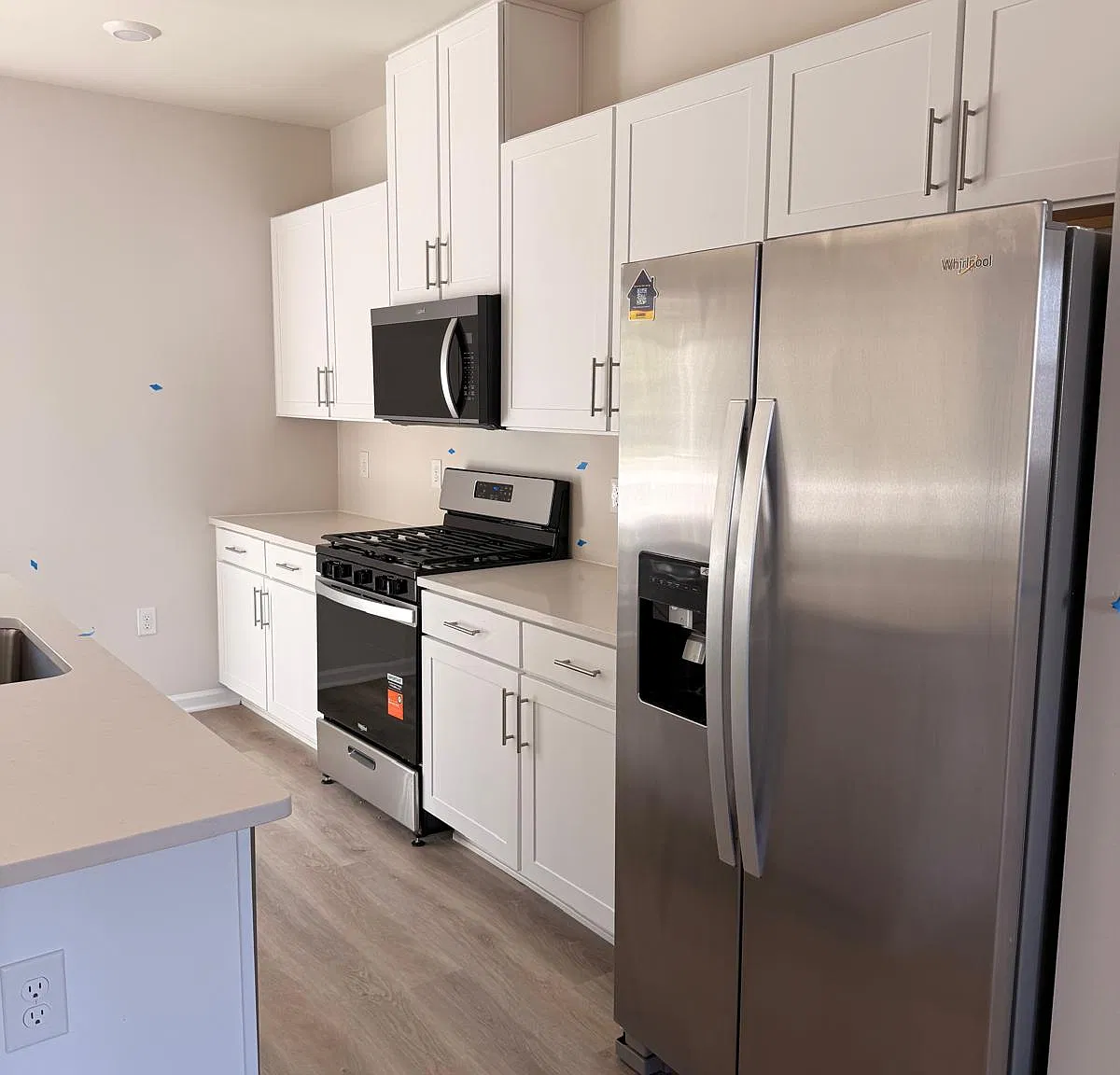 3 bed, 1962 sqft, $2,899 — Photo 4