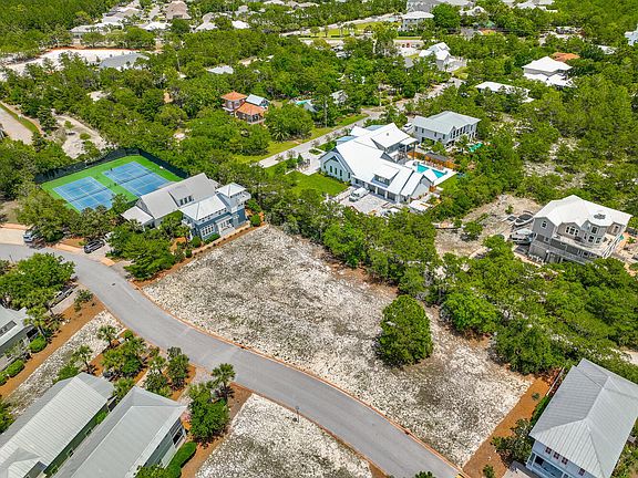 4th image of 5 Cypress Dr