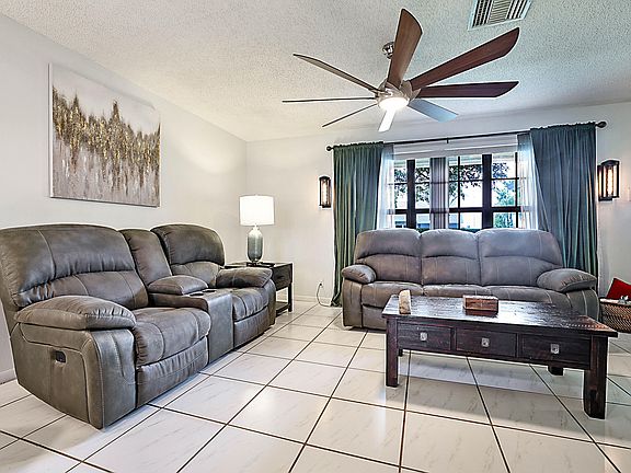 5th image of 8272 Blue Cypress Drive
