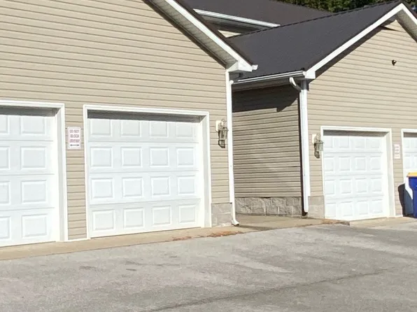 521 McFadin Station St APT A, Bowling Green, KY 42103