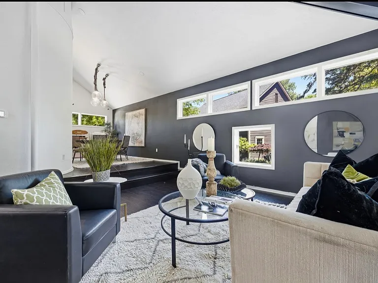 8575 Torwoodlee Ct — Photo 16