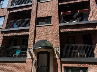 908 W Winona St APT 2S, Chicago, IL