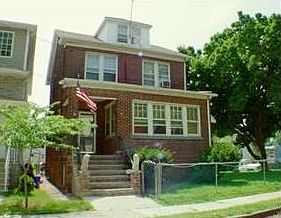 2nd image of 95 Maple St