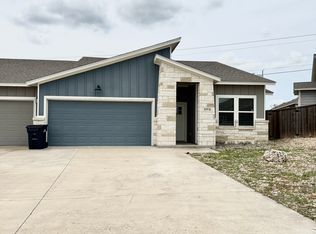 109 Everett Ct #A, Jarrell, TX 76537