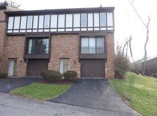 400 Allenberry Dr, Pittsburgh, PA