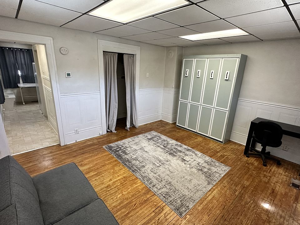 1st image of 240 7th Ave #10455834