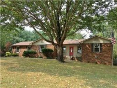302 Revere Rd, Clarksville, TN, 37043