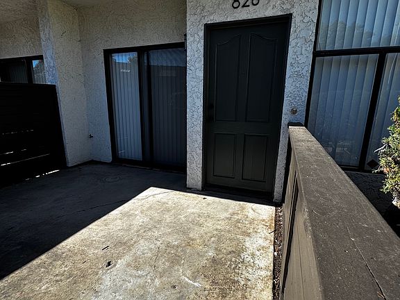 3rd image of 826 Chinquapin Ave