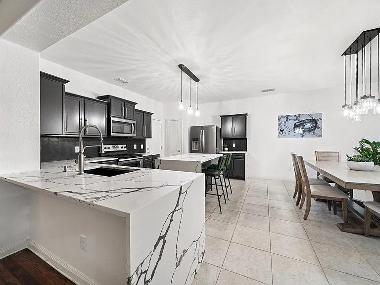 125 Curt St — Photo 20