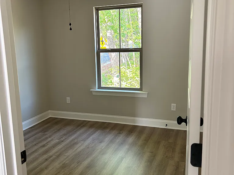 306 Warrenfells St #A — Photo 15
