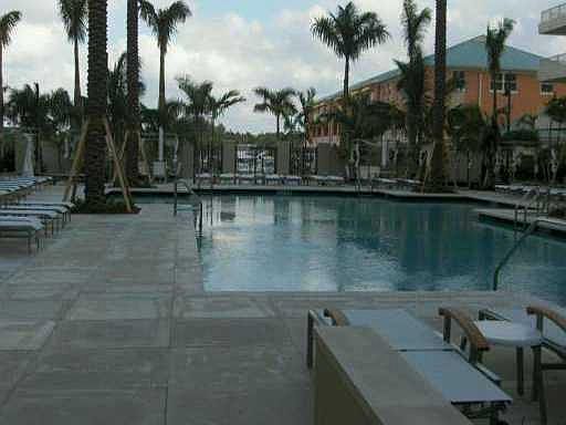 3rd image of 700 E Boynton Beach Blvd Unit 1607