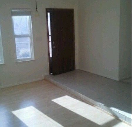 3rd image of 4805 Baja Ct NE