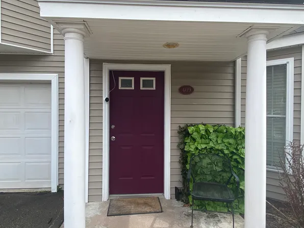 157 Leeder Hill Drive APT 409, Hamden, CT 06517