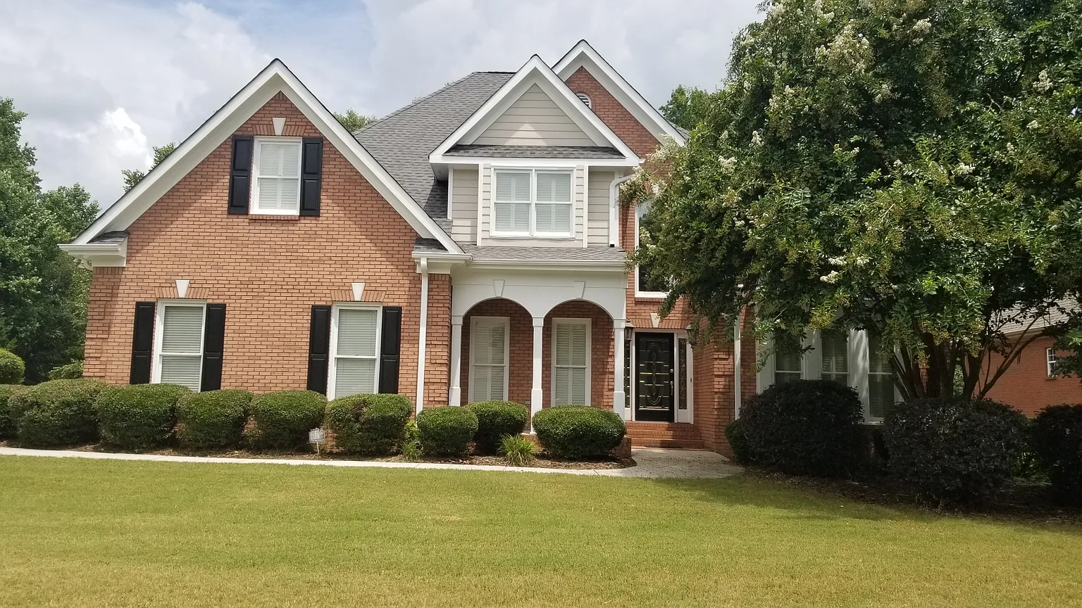 131 Tara Blvd photo 1
