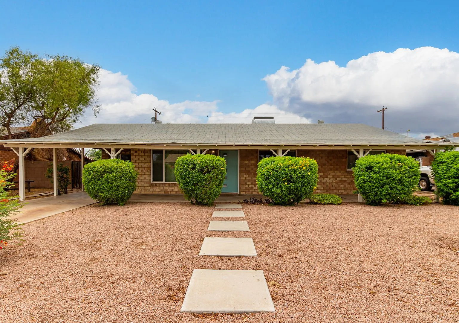 Coming Soon! Beautifully Remodeled 3 Bedroom Gem In South Scottsdale — Photo 1
