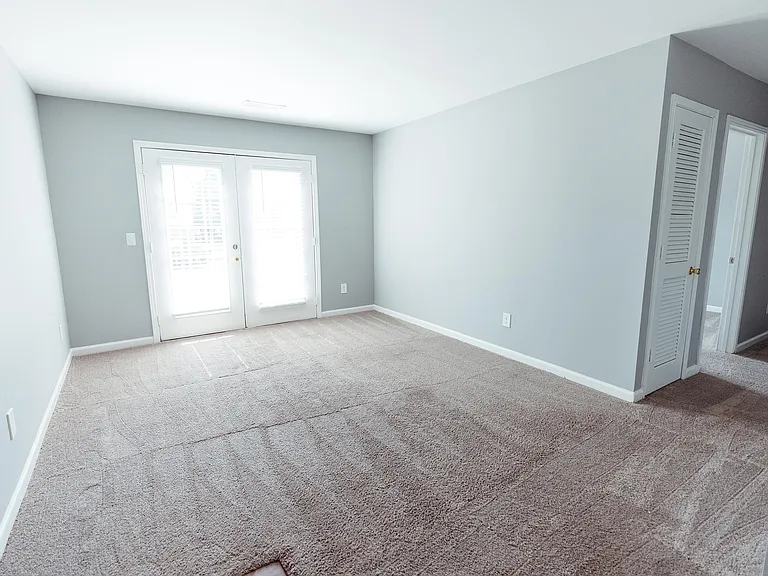 1310 N Rutherford Blvd — Photo 14