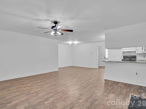 5th image of 4612 Huggins Rd