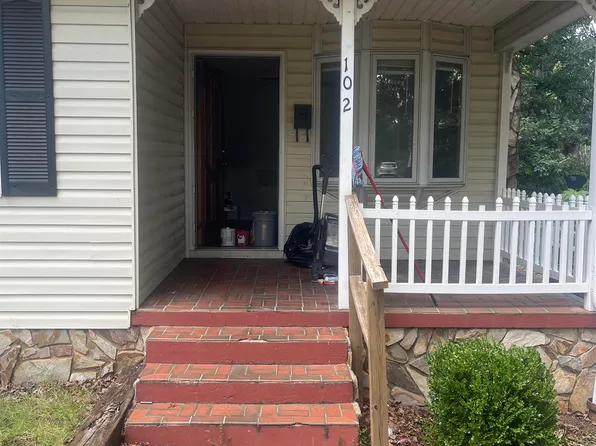 102 Overbrook Cir, Spartanburg, SC 29306